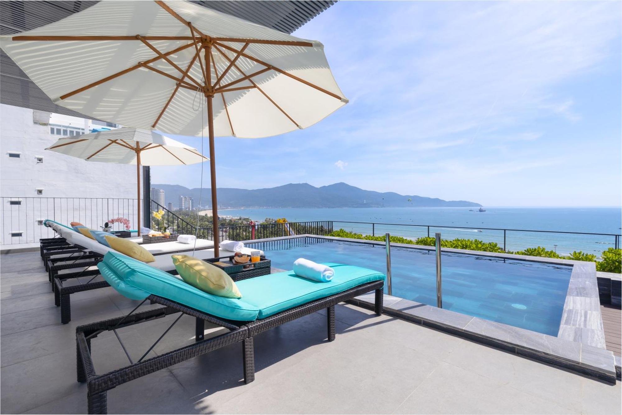 Jbay Beachfront Boutique Hotel Danang Exterior photo
