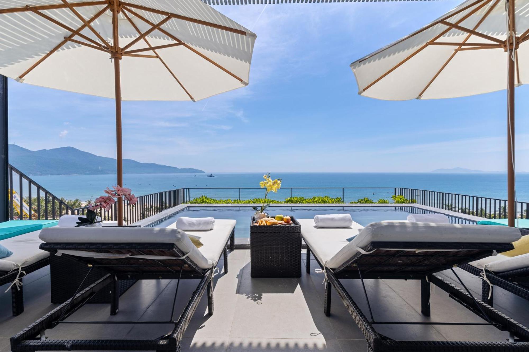Jbay Beachfront Boutique Hotel Danang Exterior photo