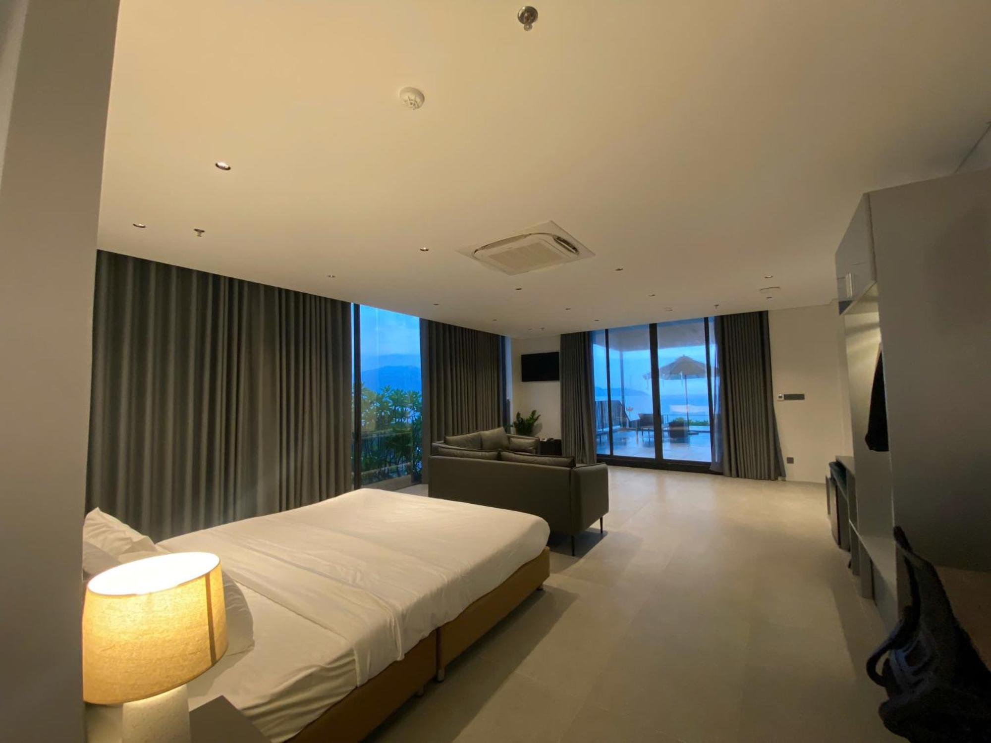 Jbay Beachfront Boutique Hotel Danang Exterior photo